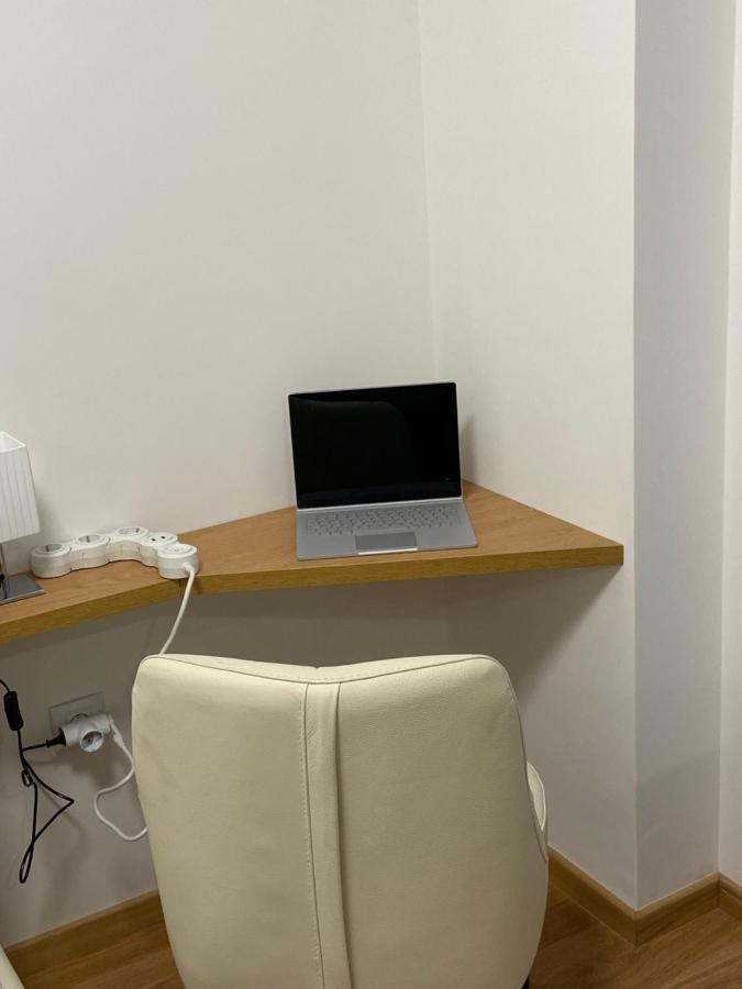 Pupin Palata Business Apartman B5 Novi Sad Extérieur photo